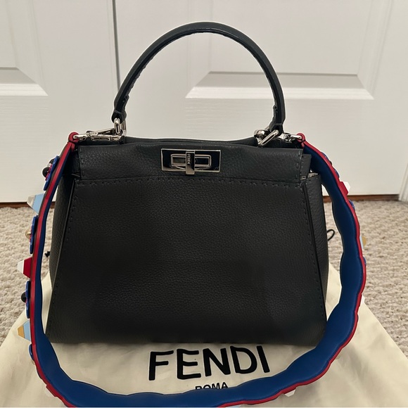Fendi Vitello Seta Medium Peekaboo Iconic Satchel In Carbone - Picture 2 of 6